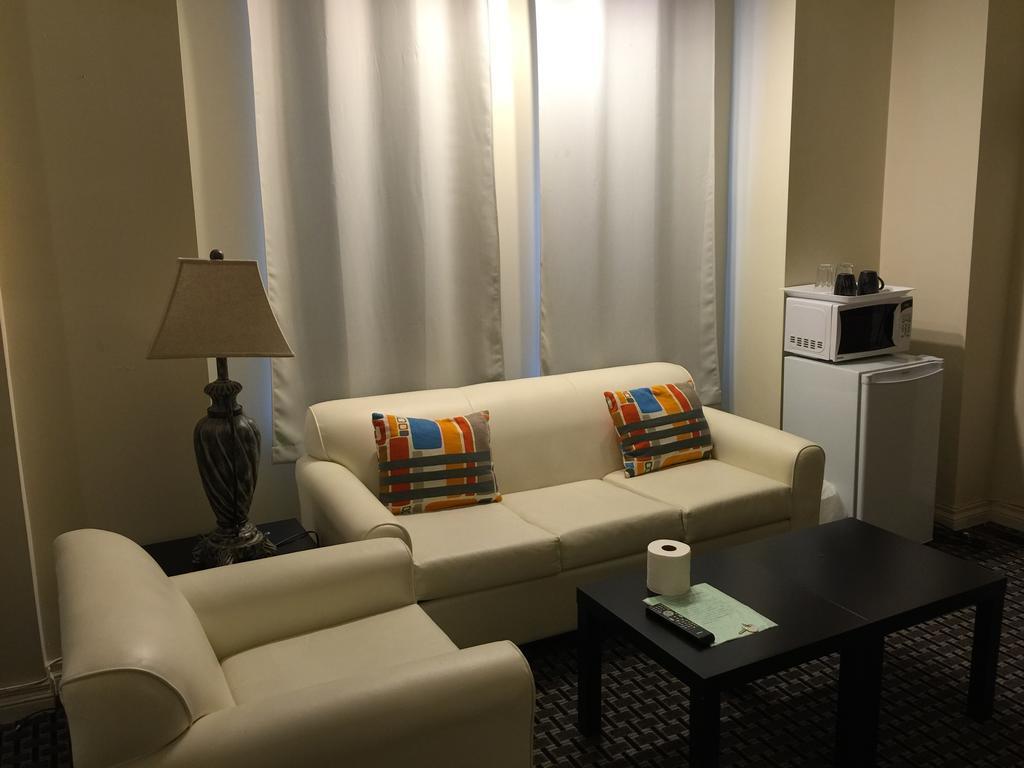 Adas Guesthouse Toronto Ruang foto