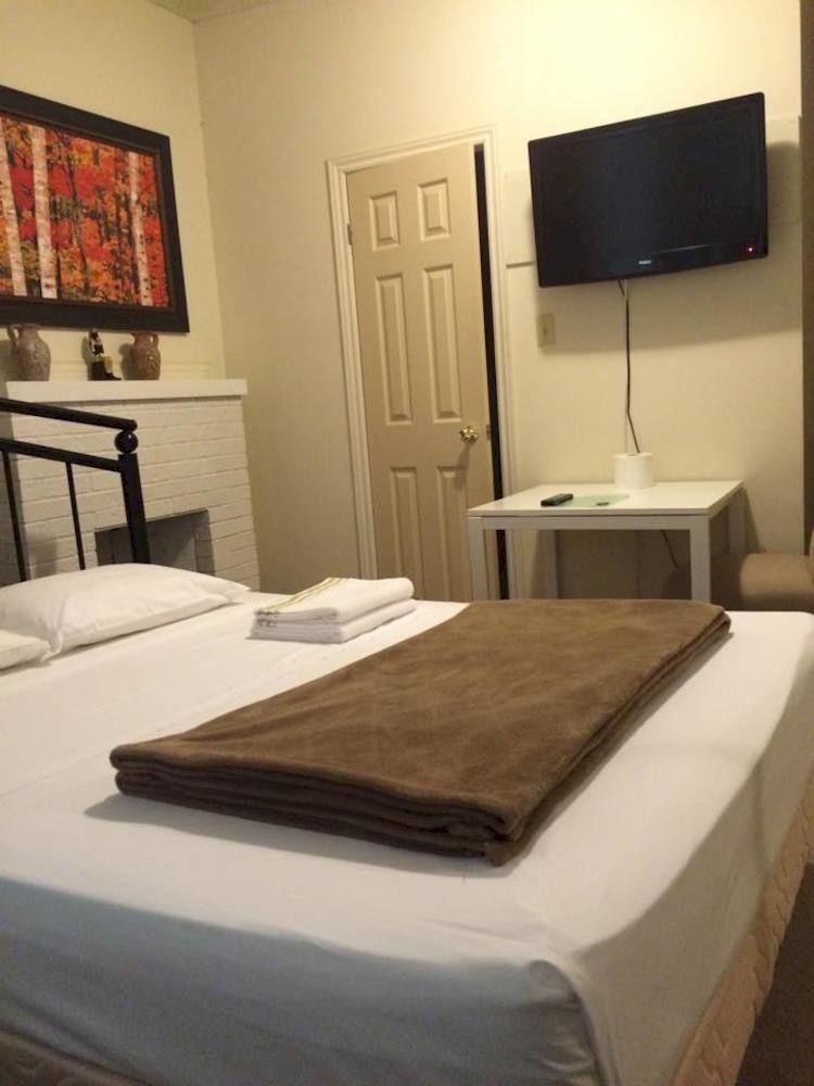 Adas Guesthouse Toronto Bagian luar foto