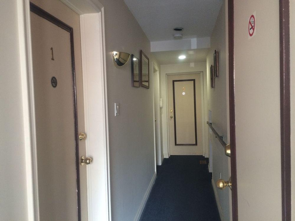 Adas Guesthouse Toronto Bagian luar foto