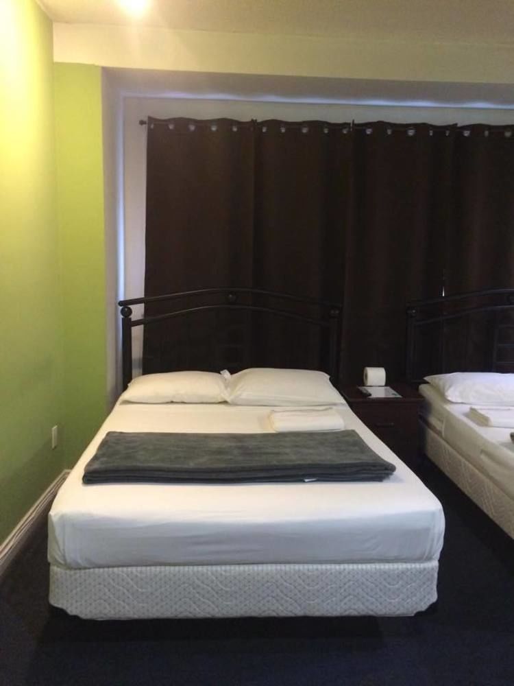 Adas Guesthouse Toronto Bagian luar foto