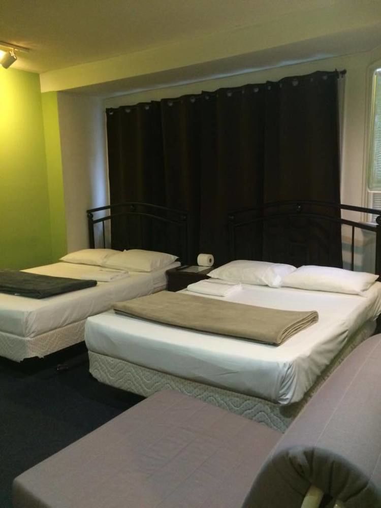 Adas Guesthouse Toronto Bagian luar foto